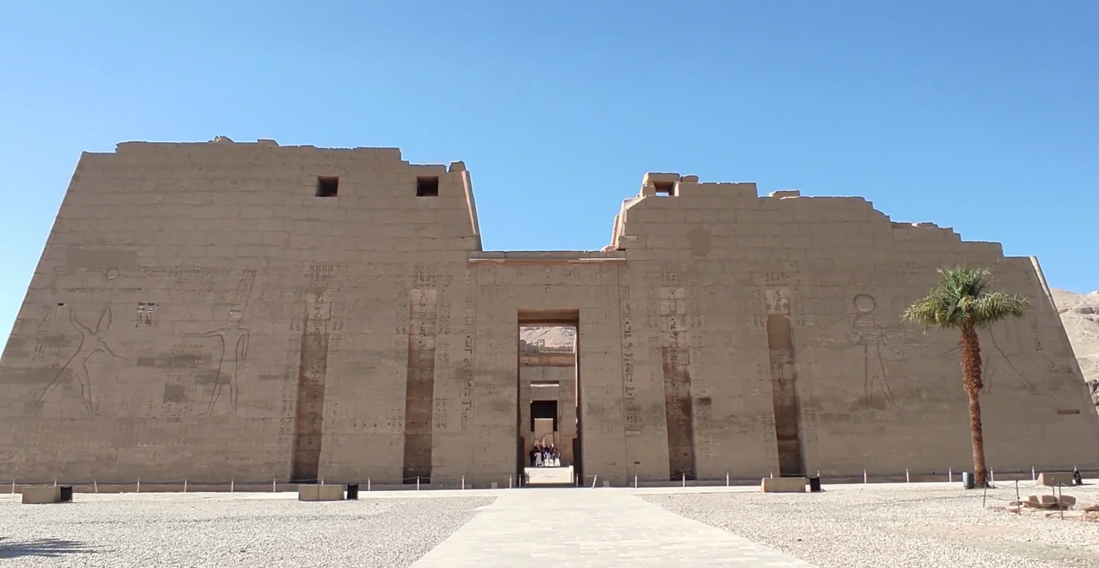 Luxor, Medinet Habu